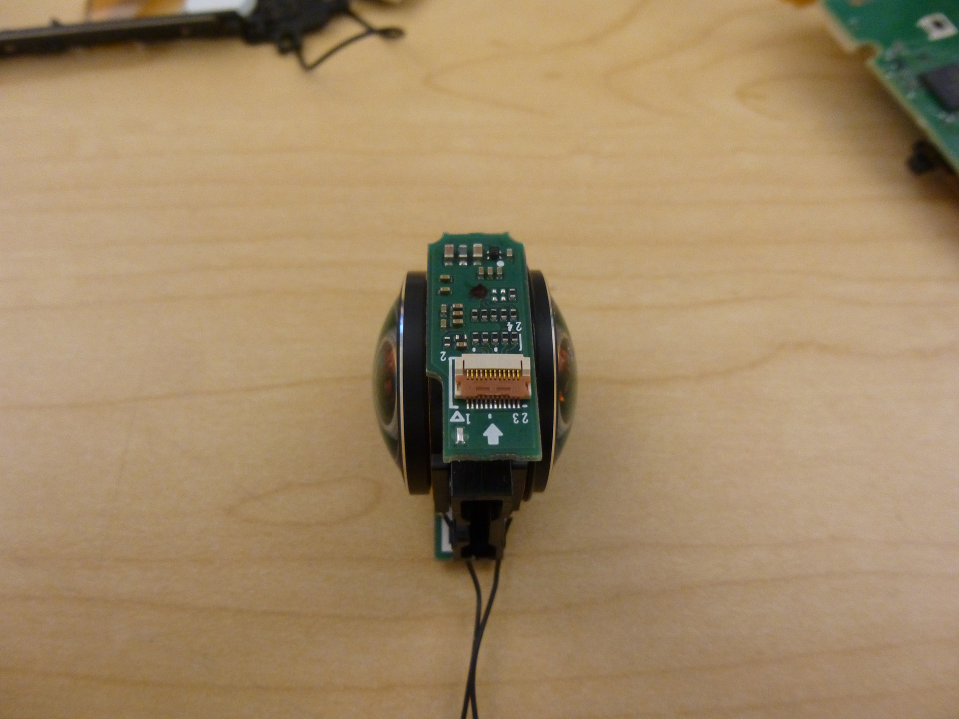 Top view of optical / image sensor module in a compact package.